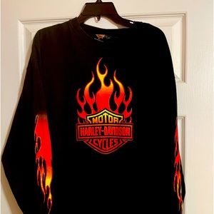 Men’s Long Sleeve Tee Size XL
